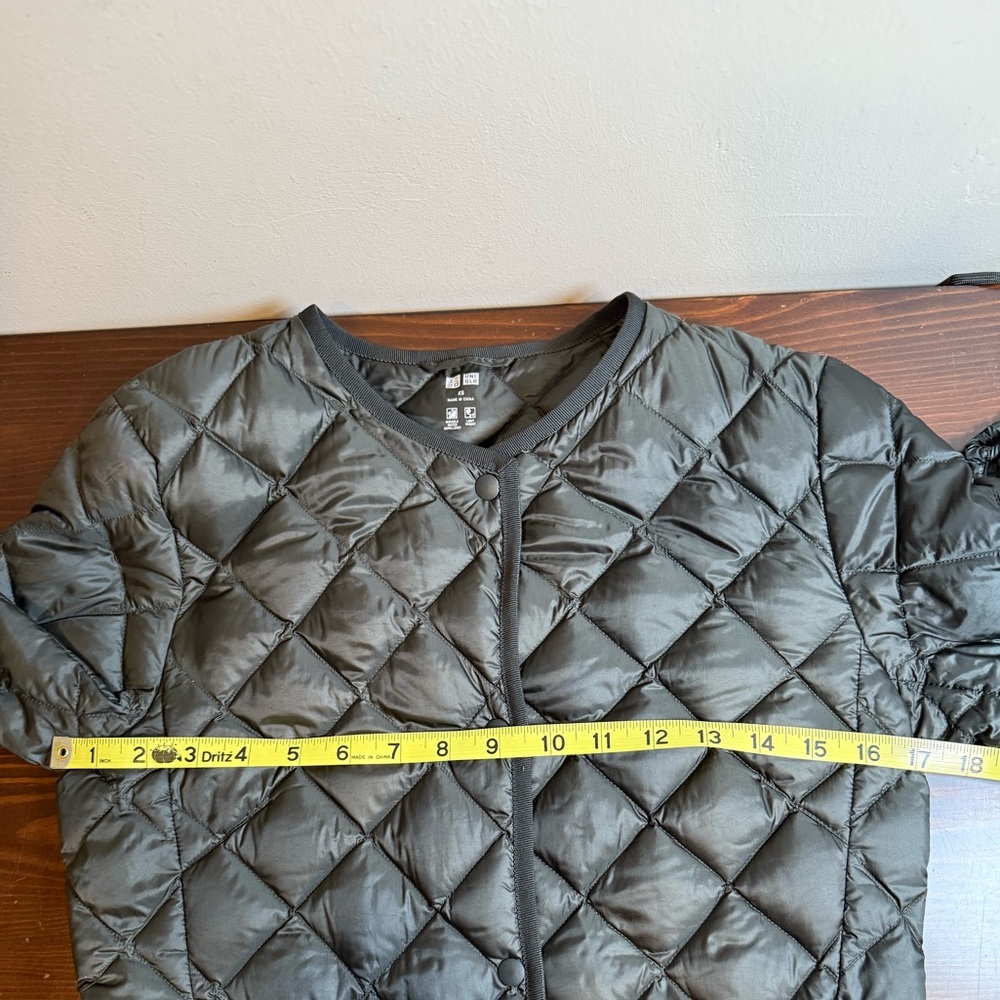 Uniqlo Ultralight packable down jacket liner XS - Picture 6 of 8